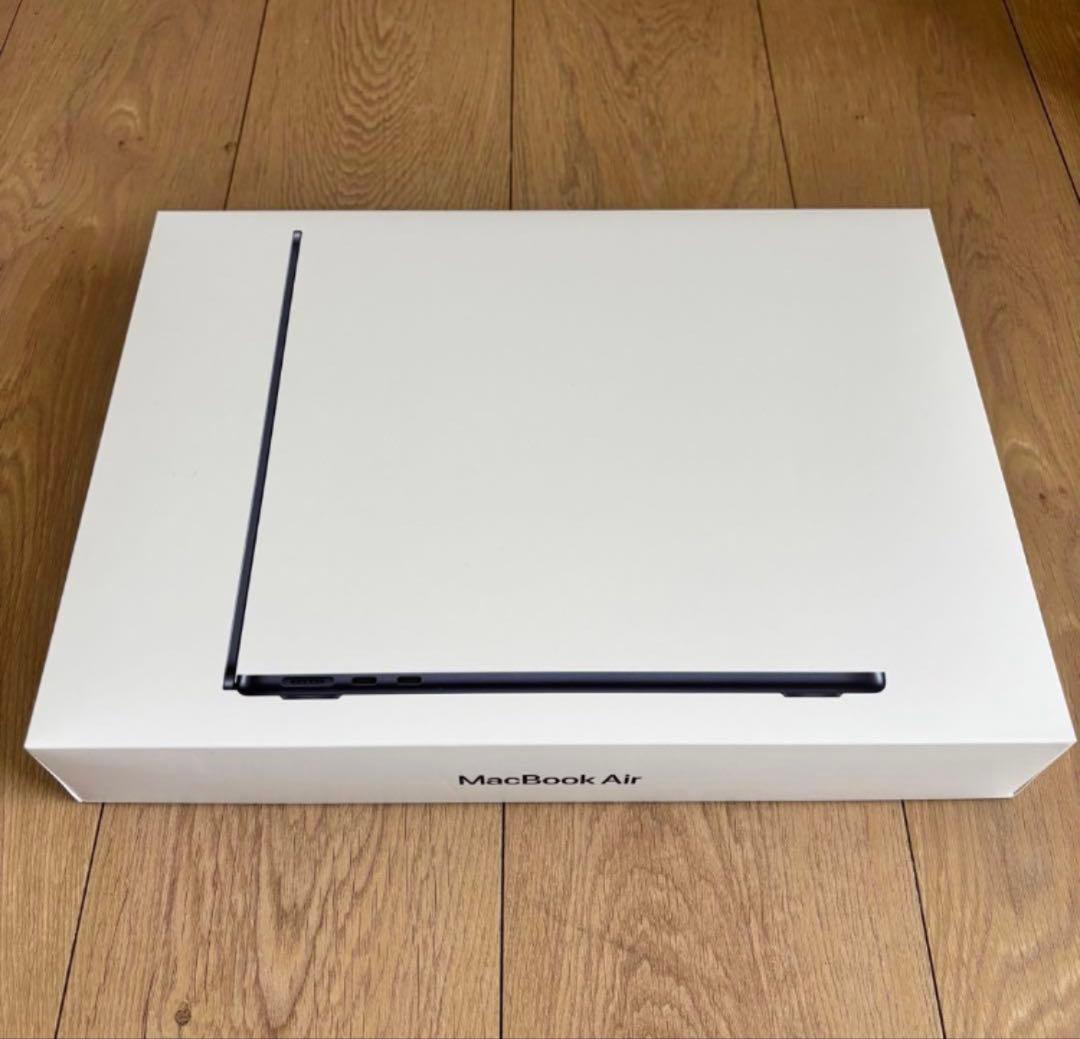 美品　MacBook Air M2
