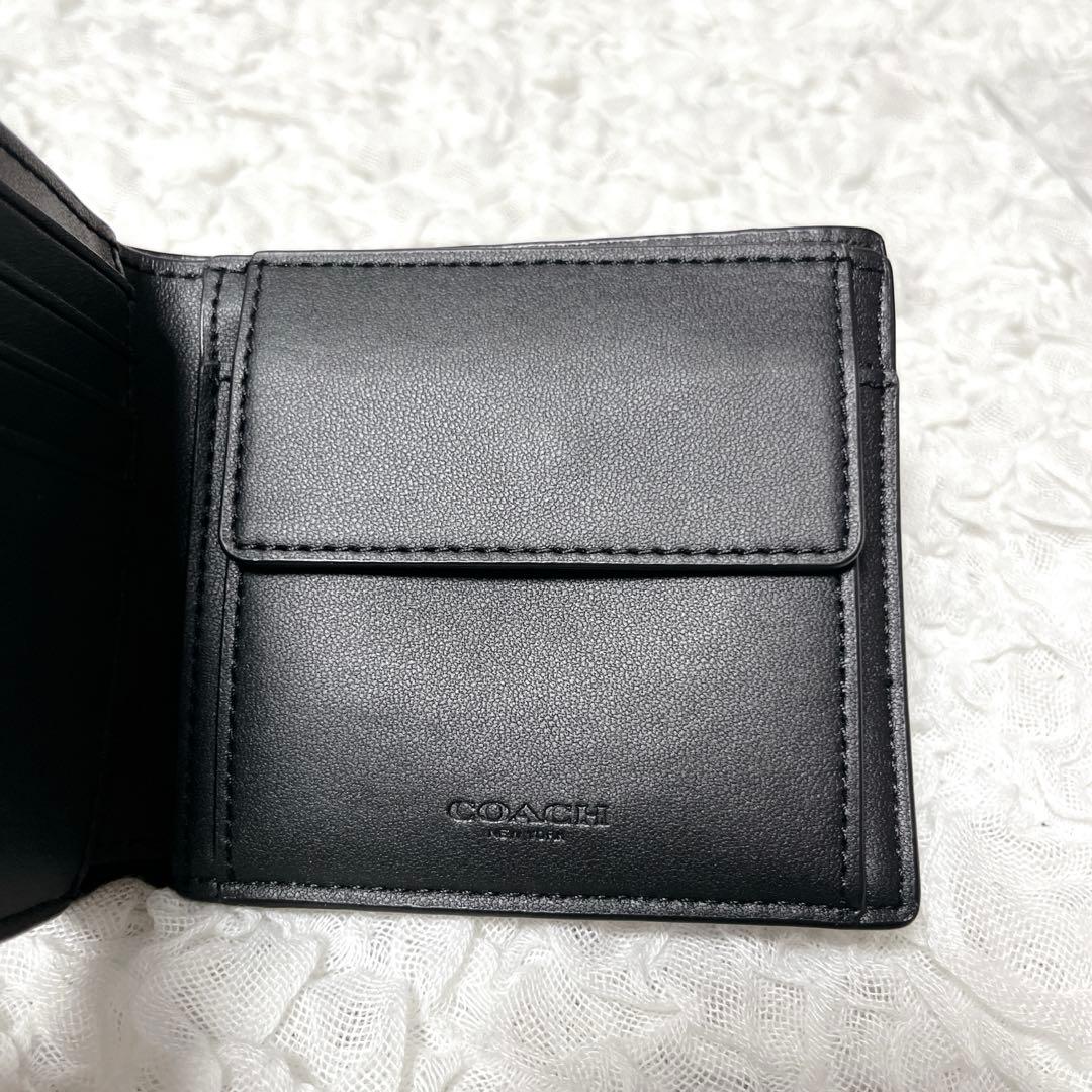 未使用級✨コーチ　シグネチャー　二つ折り財布　レザー　グレー　コンパクト　小銭