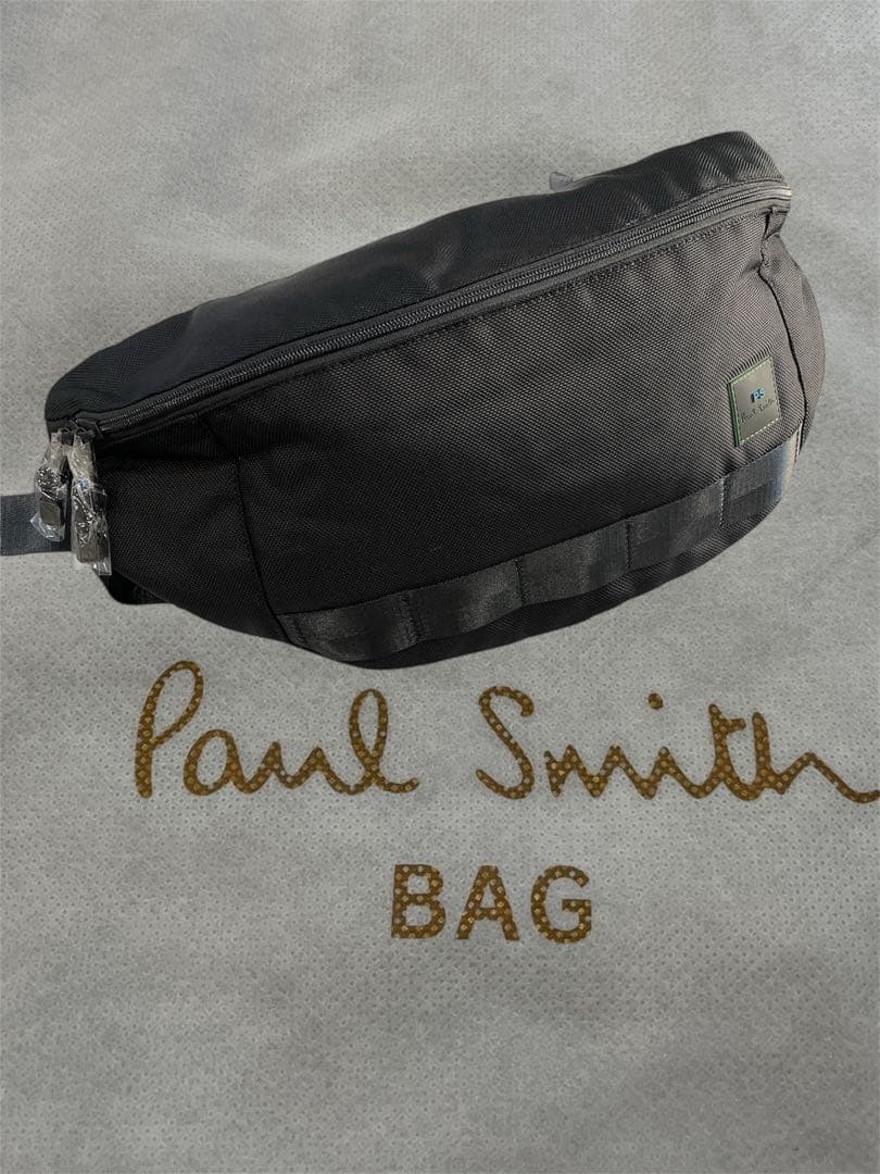 35★ 限定価格！ Paul Smith ボディバッグ BMB142 ブラック