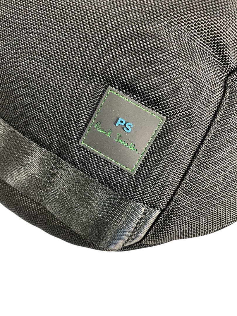 35★ 限定価格！ Paul Smith ボディバッグ BMB142 ブラック