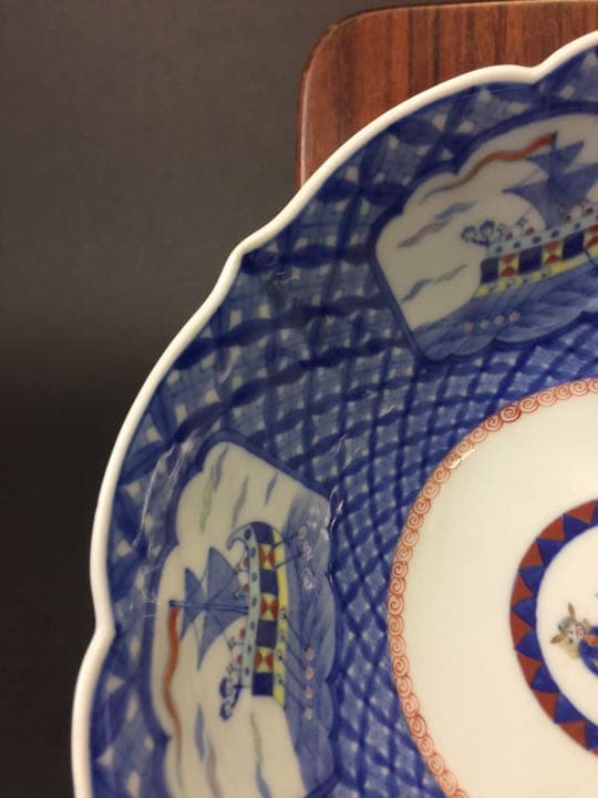古い深川製磁の 花卉人物色絵 大鉢  明治期