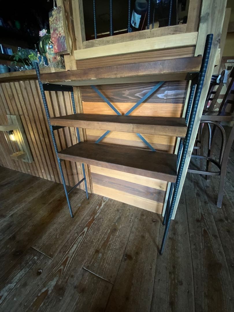 アイアン３段シェルフ　重くてゴツい　男前インテリア