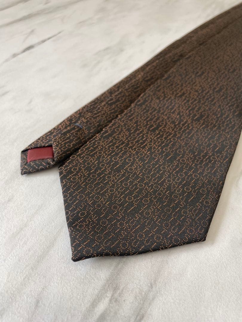 【極美品】ルイヴィトン ネクタイ モノグラム総柄 ブラウン シルク 高級