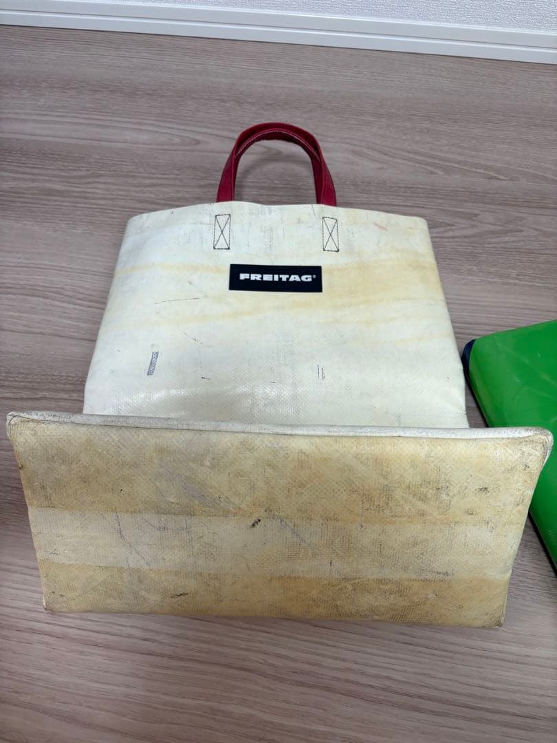 FREITAG miami vice トートバッグ ホワイト　レッド