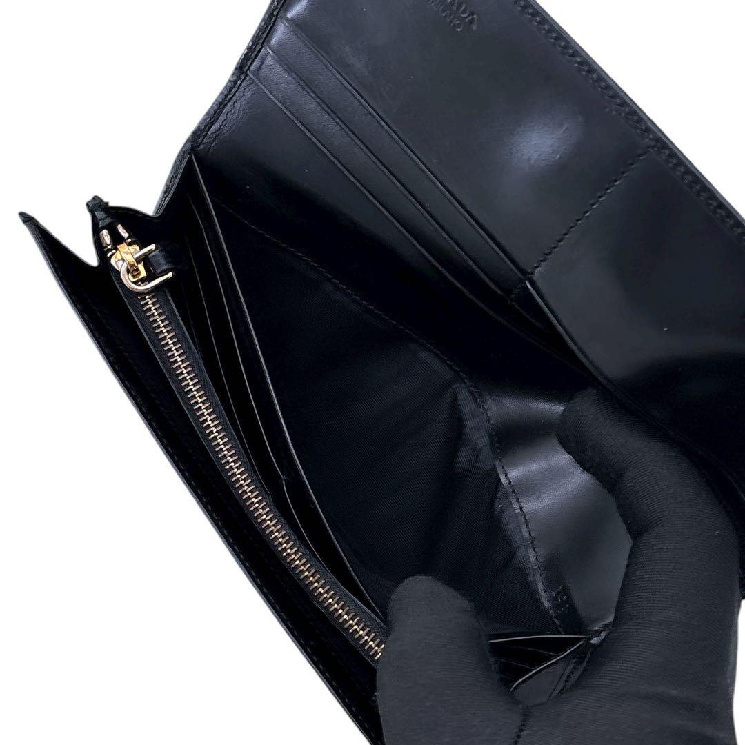 プラダ/サフィアーノ/長財布/二つ折り/BP0241/背面ファスナー付き/レザー