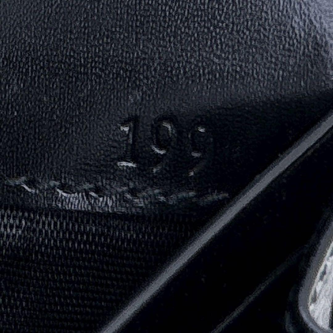 プラダ/サフィアーノ/長財布/二つ折り/BP0241/背面ファスナー付き/レザー