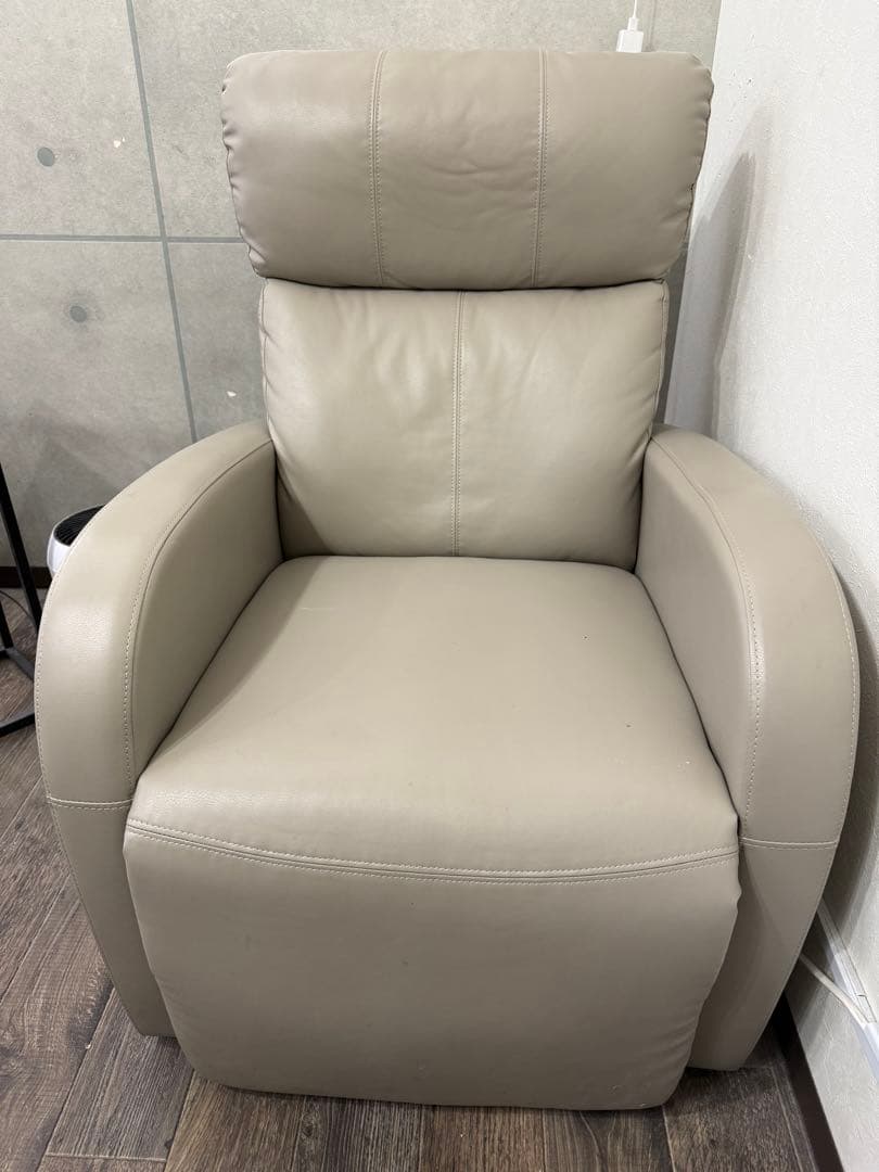 ベージュ リクライニングチェア