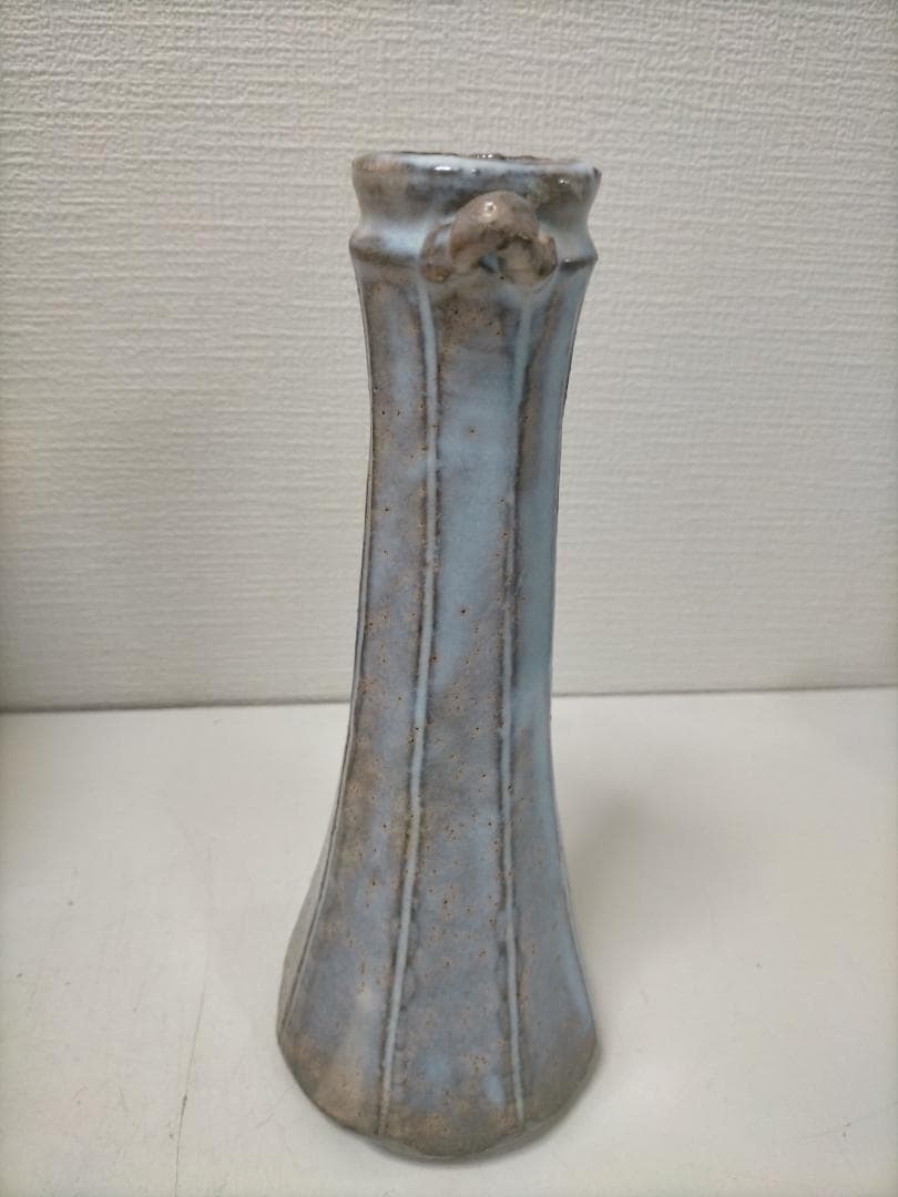 萩焼 作家物 花器　大和敏男　 花入 粉引　青灰色　共箱付き　251217-3Y