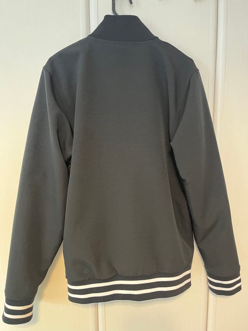 読売ジャイアンツナイキグランドコート2024