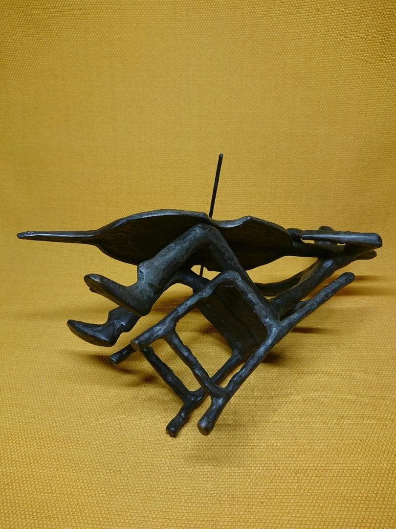 チェロ　音楽家　銅製　ブロンズ像　置物　インテリア　工芸品　美術品　A2637