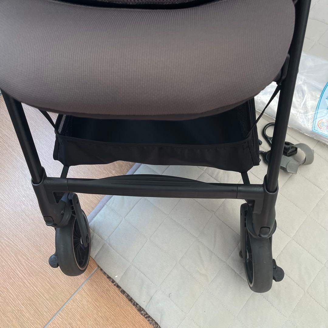 極美品！コンビ ベビーカースゴカルSwitch plus EG ロッタAS