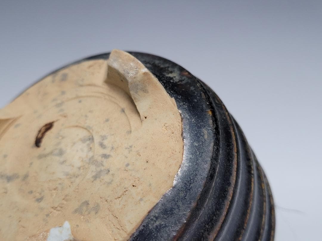 黒釉 竹節型 三足香炉 宋元時代 幅約7.6cm