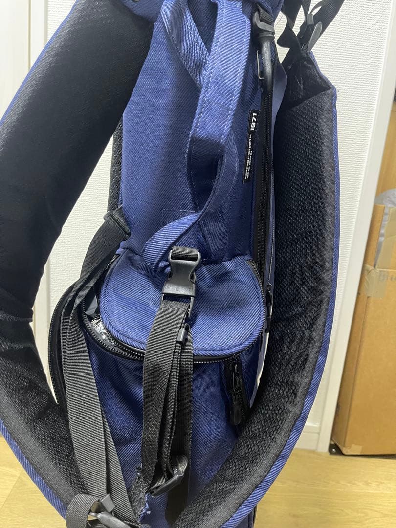 【最終価格】JONES ネイビー キャディバッグ カバー付き