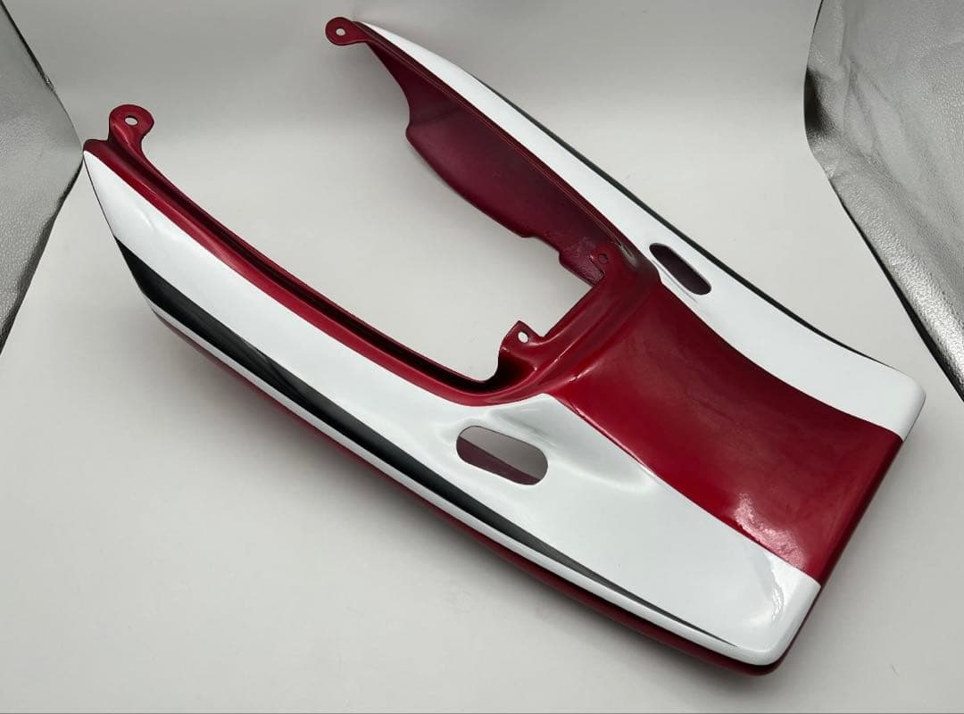 即日発送　限定価格　cb400sf テールカウル　nc39 nc42 ハネテール