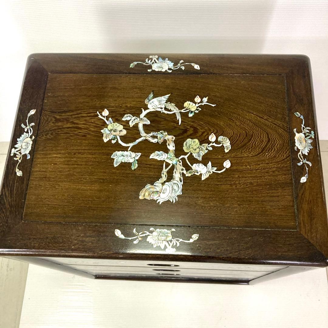 【良品】骨董品 チェスト 木製 小物入れ 螺鈿細工 5段 タンス 箪笥