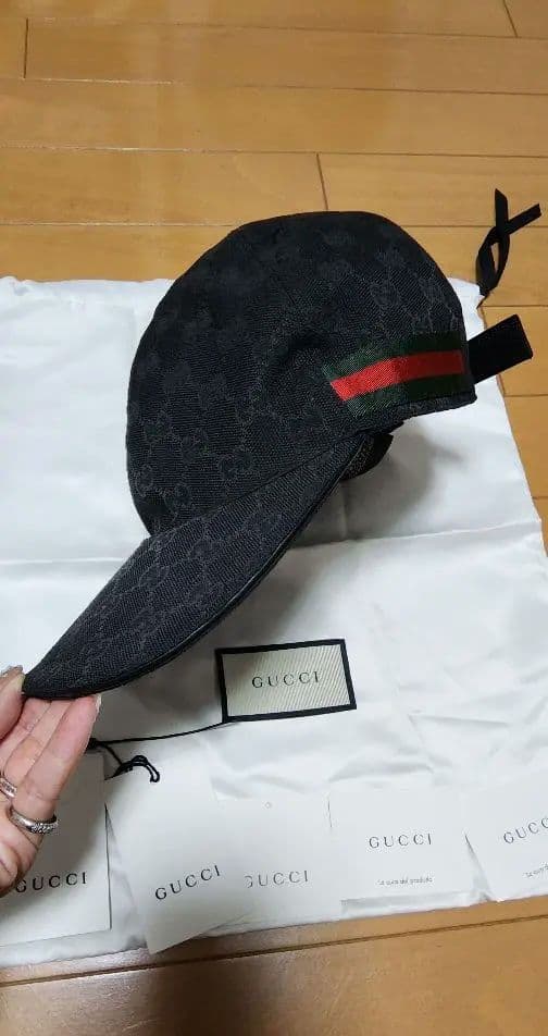 GUCCI ブラック ベースボールキャップ GGパターン　Sサイズ