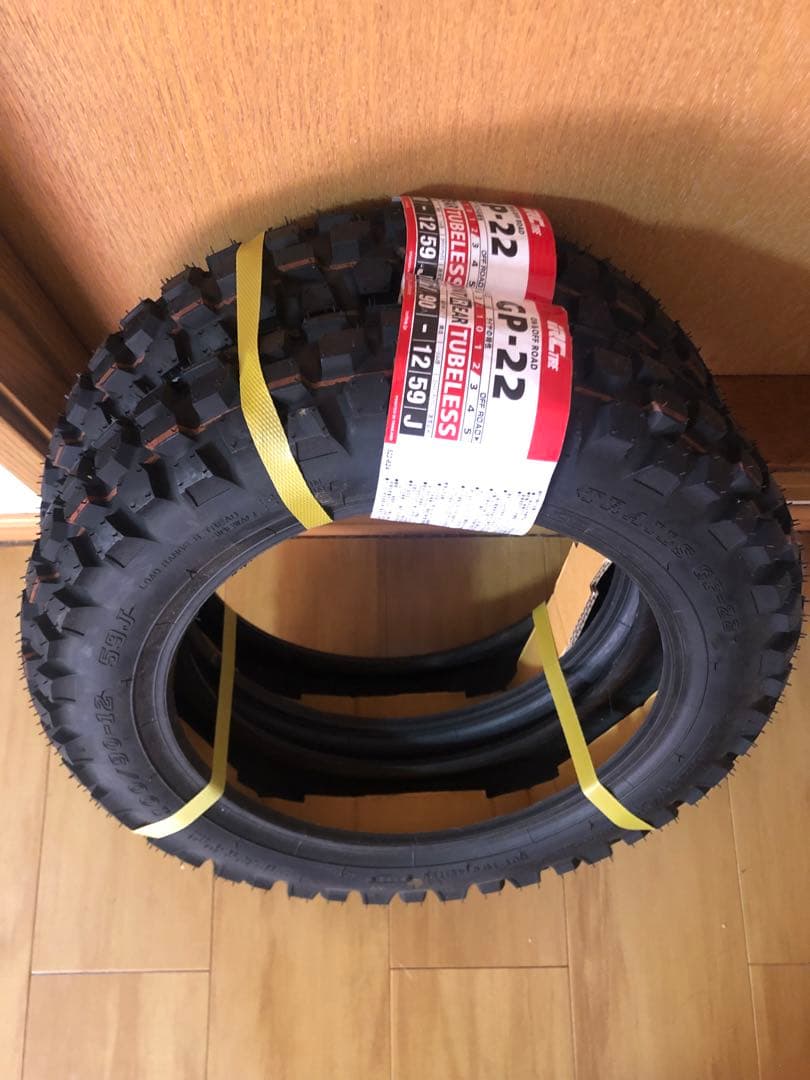 iRC GP-22 100/90-12 59J 未使用 2本セット
