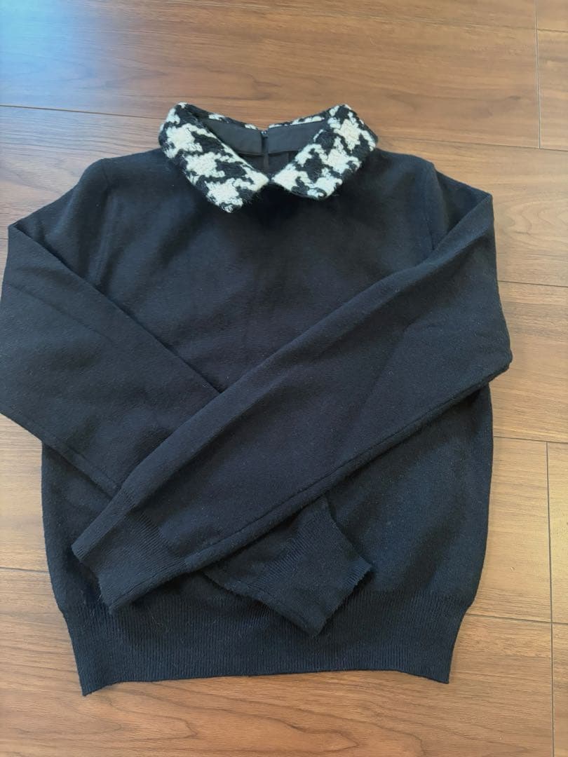 黒のチェック襟ニットセーター Fサイズ