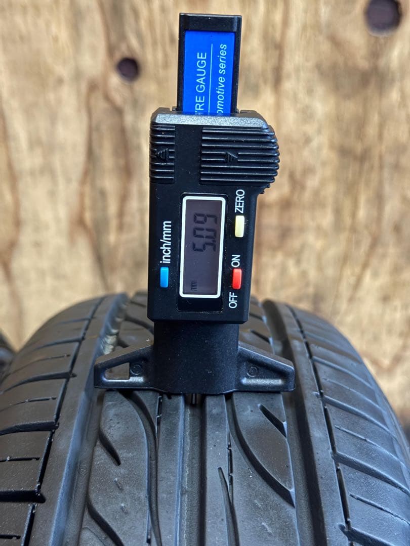 タイヤ・ホイール (542)155/65R14 DUNLOP EC202