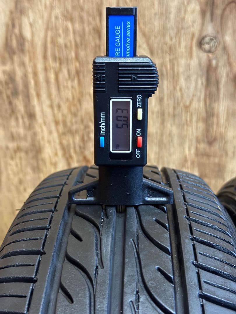 タイヤ・ホイール (542)155/65R14 DUNLOP EC202