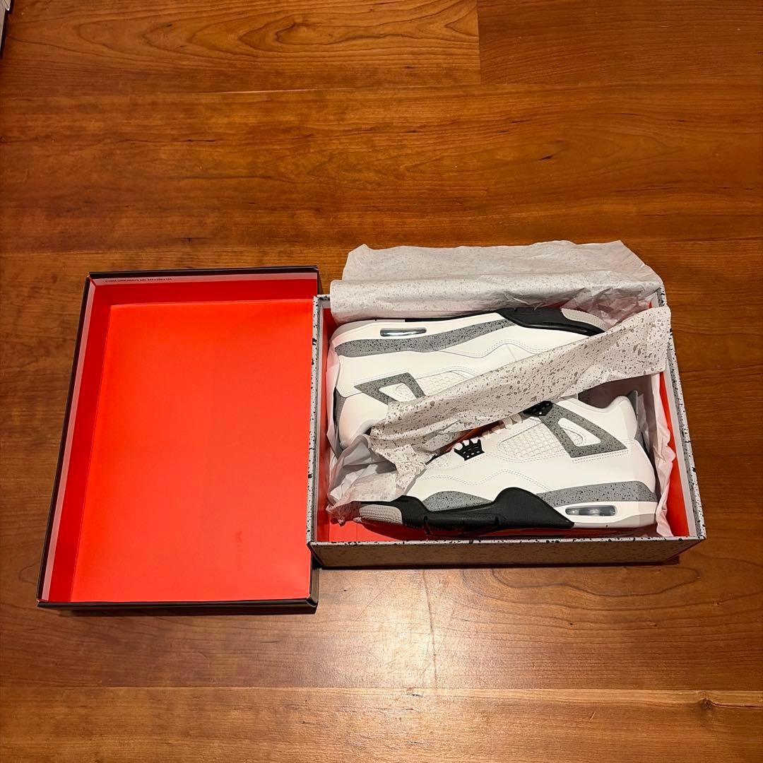 Air Jordan 4 レトロ　ホワイトセメント　新品未使用