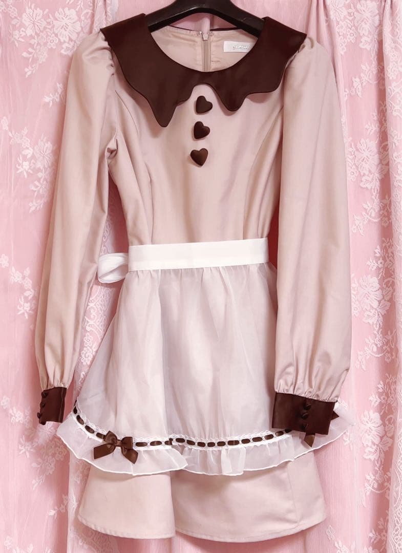 pium melty chocolate フリルエプロンワンピース ピンク