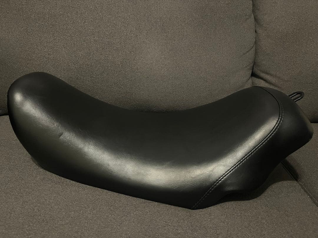 値下げしました‼️Le Pera 黒 ダイナ用　スリムバイクシート　LK-001