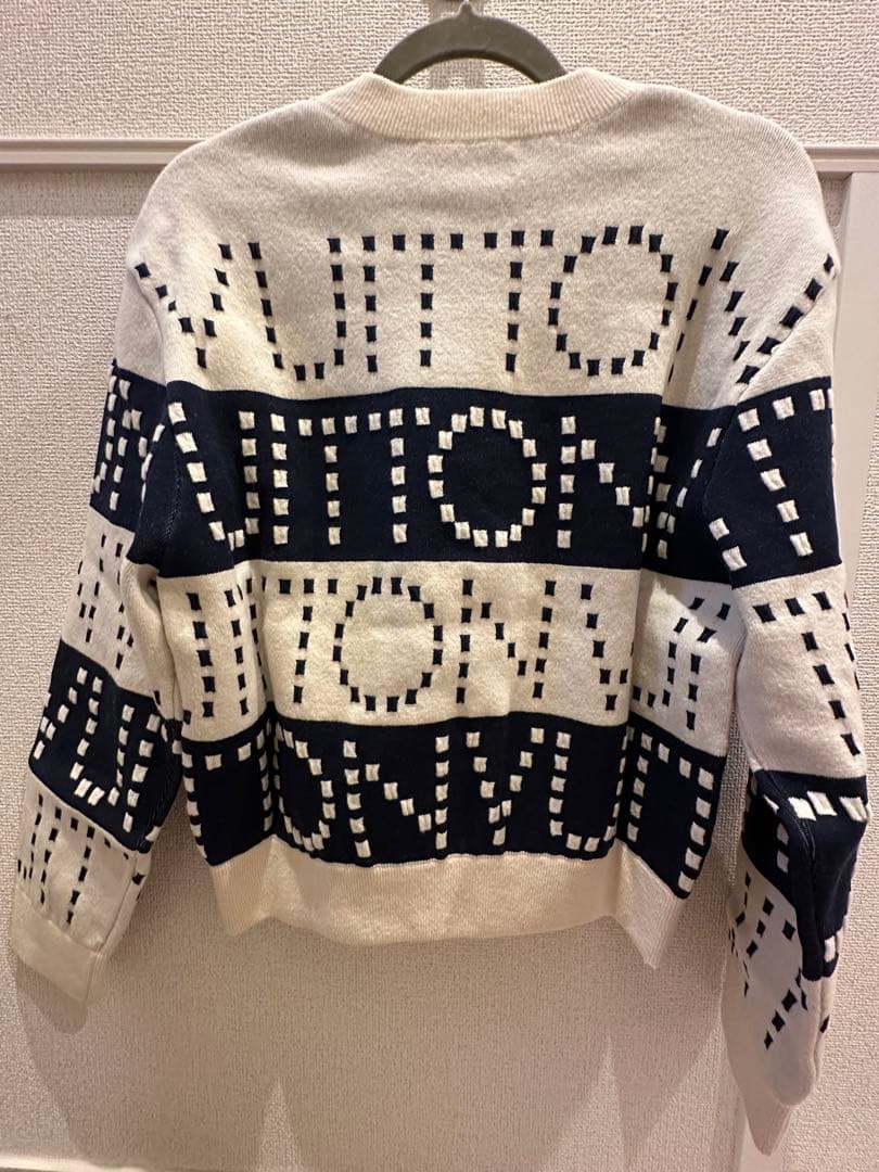 d*g様 Louis Vuitton ❤️オーバーサイズ ウール ニット セータ