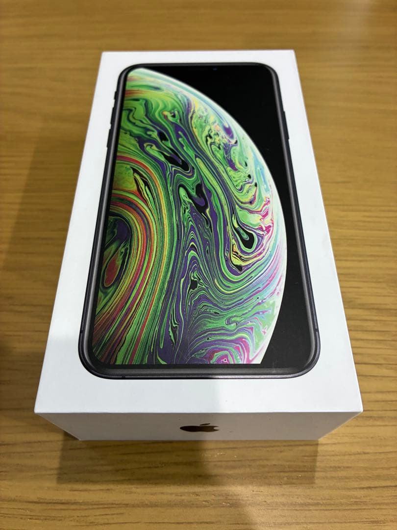 Apple iPhone Xs 256GB ブラック + レザーフォリオ