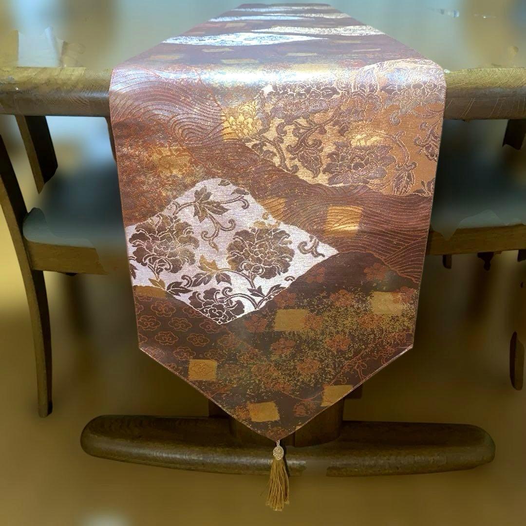 table runner 「更紗夢」　帯リメイク　正絹
