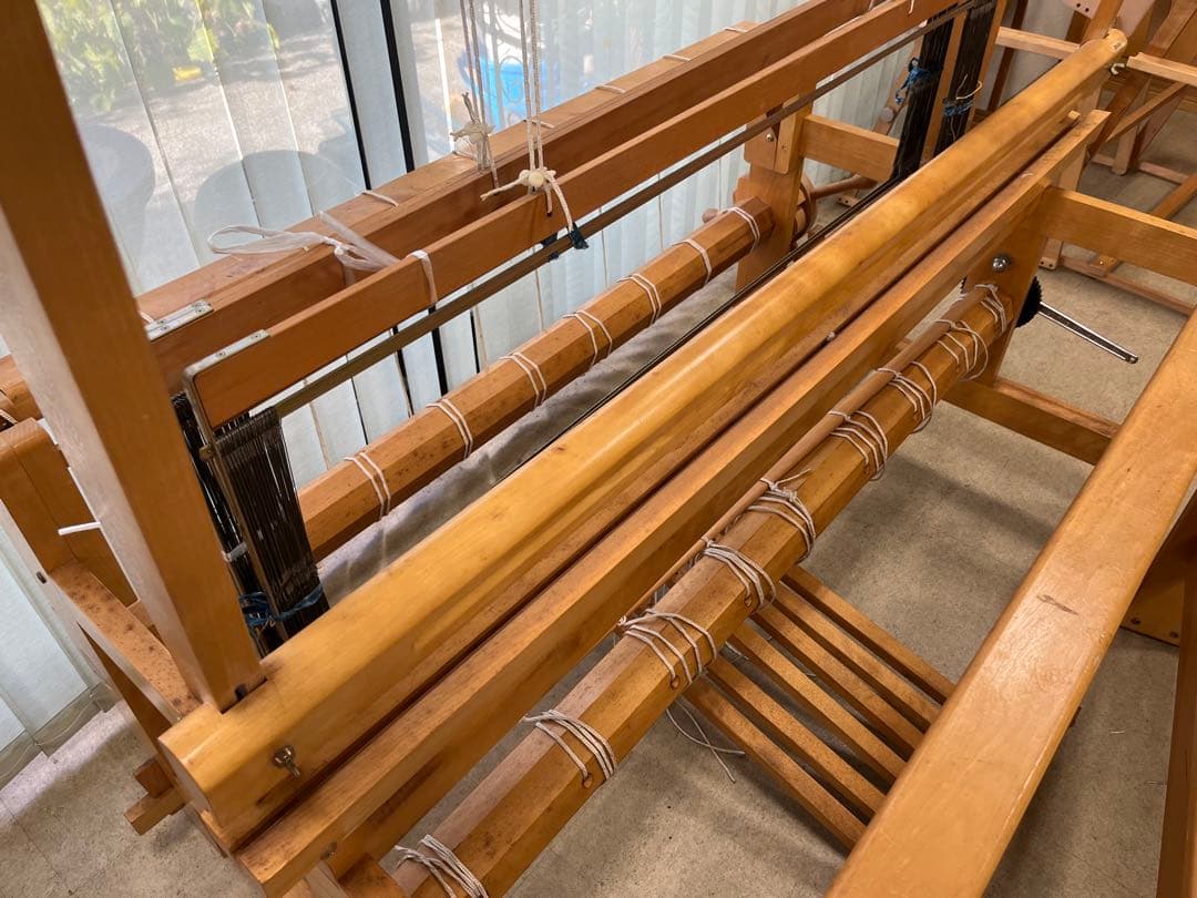 機織り機　東京手織機　 120㎝幅 筬３枚　整経台糸通し　手織り機