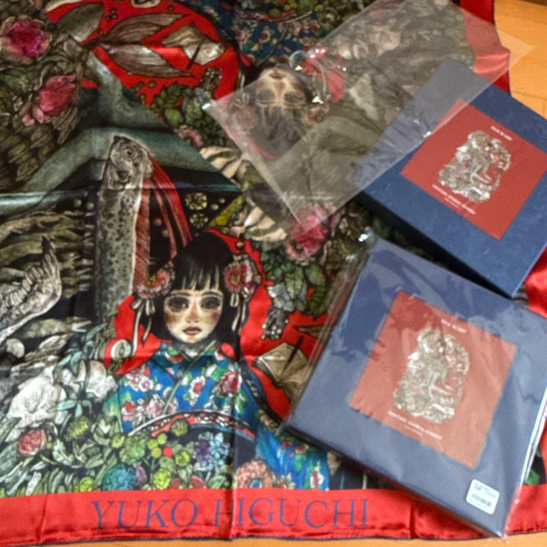 ヒグチユウコ台湾展　シルクスカーフ