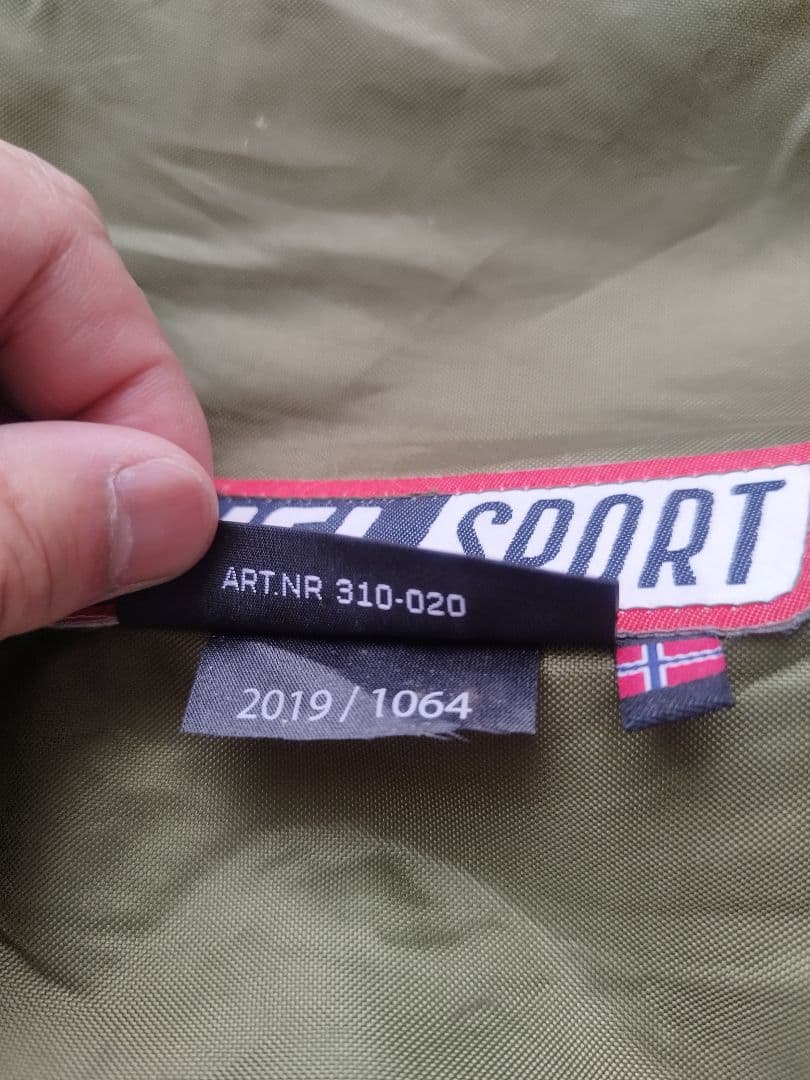 HELSPORT VARANGER DOME 8-10 バランゲルドーム