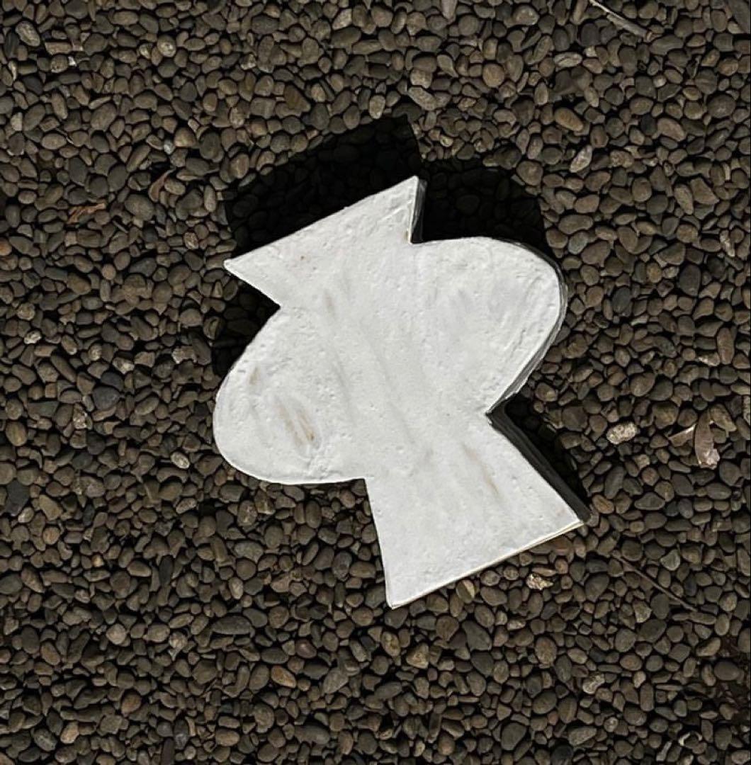 Aya Courvoisie アヤクヴァジエ フラワーベース 花器 花瓶