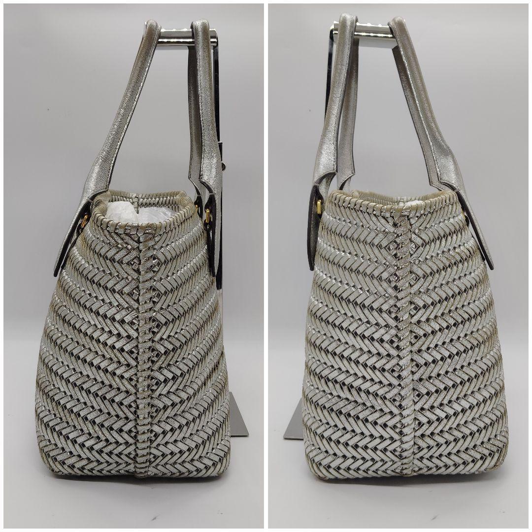 美品 アニヤハインドマーチ ニーソン トート シルバー 光沢 編み込み