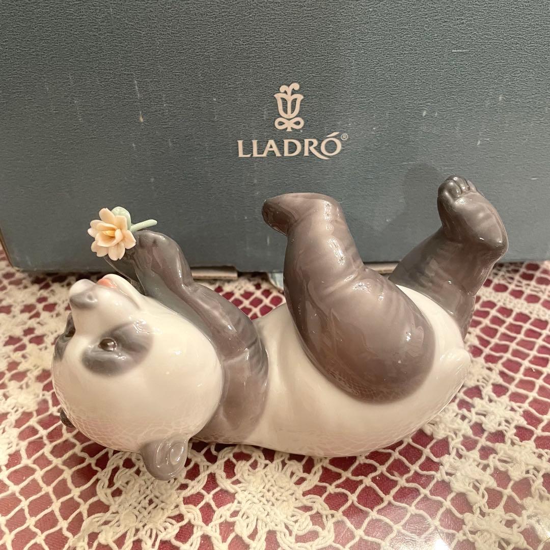 新品　未使用　リヤドロ　パンダ　陶器人形　置物　スペイン製　ビンテージ　花