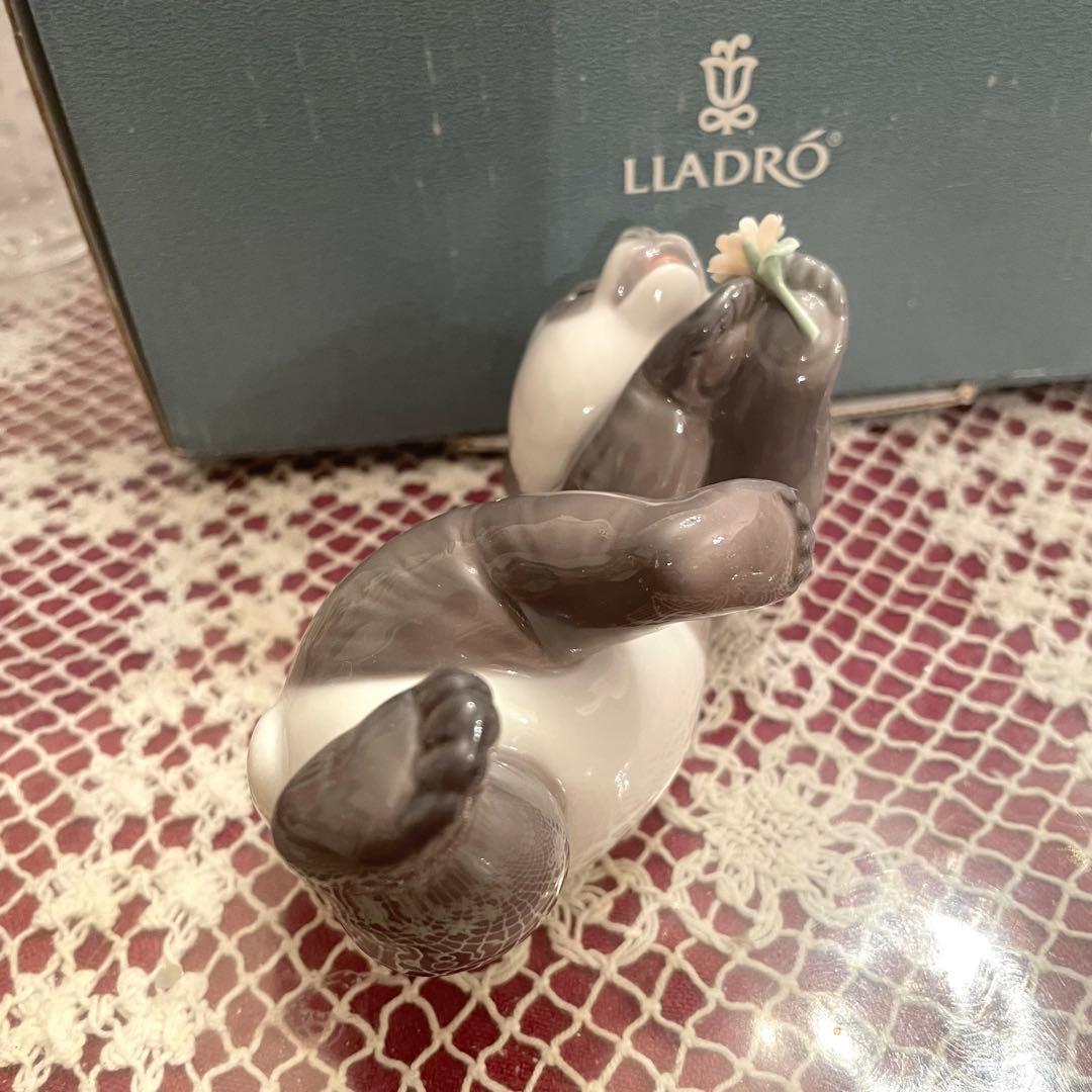 新品　未使用　リヤドロ　パンダ　陶器人形　置物　スペイン製　ビンテージ　花