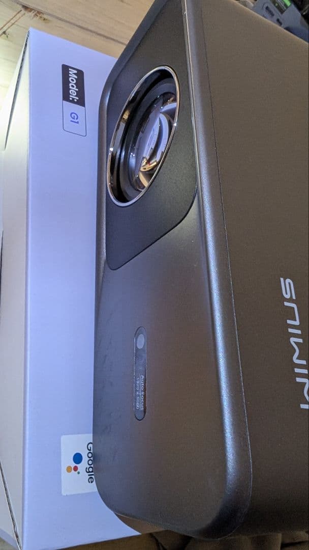 プロジェクター minato