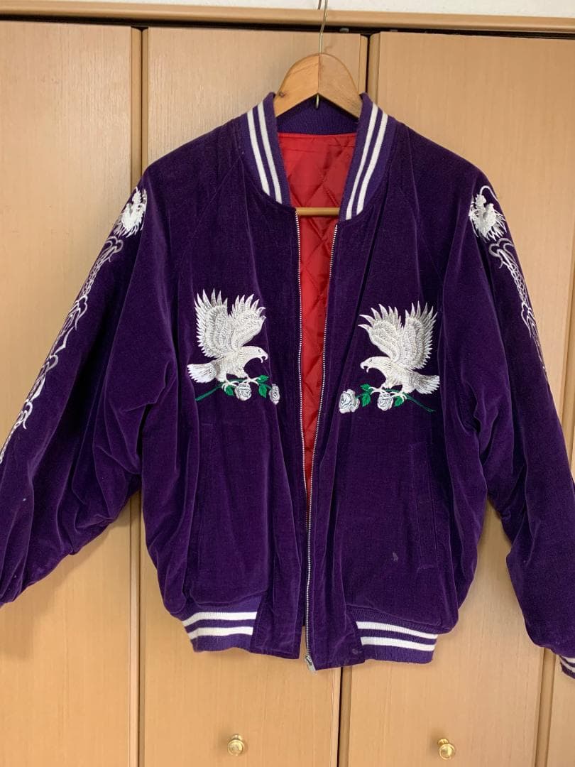 スカジャン日本製　紫ベロア生地　白鷹＆薔薇＆龍の刺繍　サイズ：フリー