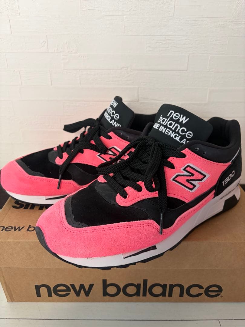 UK製M1500NENブラックxネオンピンク27.5cmスウェード　正規品