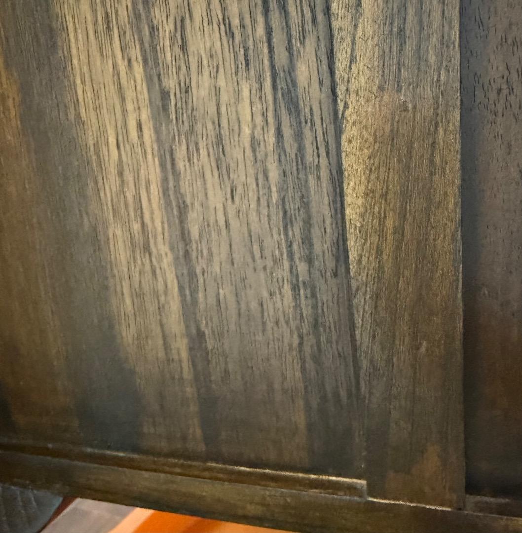 アンティーク調木製ダークブラウンチェスト