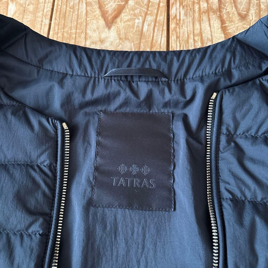 デミルクスビームス【別注】TATRAS/ACACIA ライトダウンジャケット