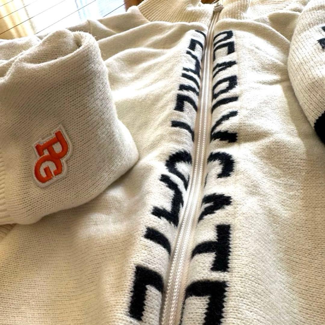 パーリーゲイツ ロゴ付きホワイトジップアップセーター