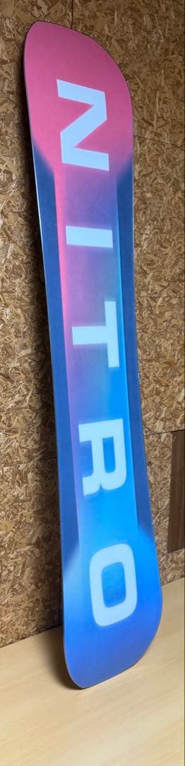 年末までのお値下げ　メンズ スノーボード 板 152cm NITRO TEAM