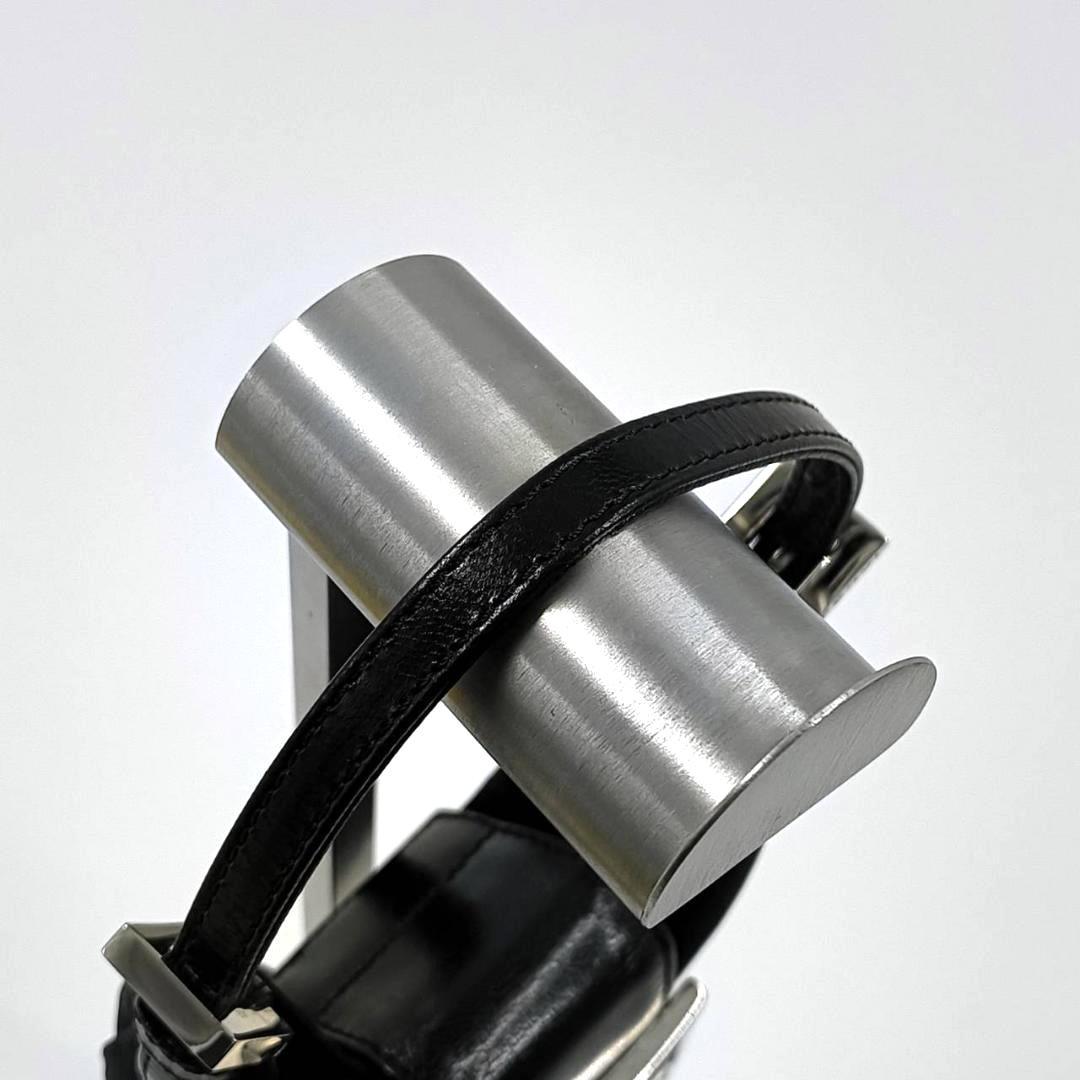 極美品 希少✨️フェンディ マンマ マイクロ クロワッサン アクセサリーポーチ