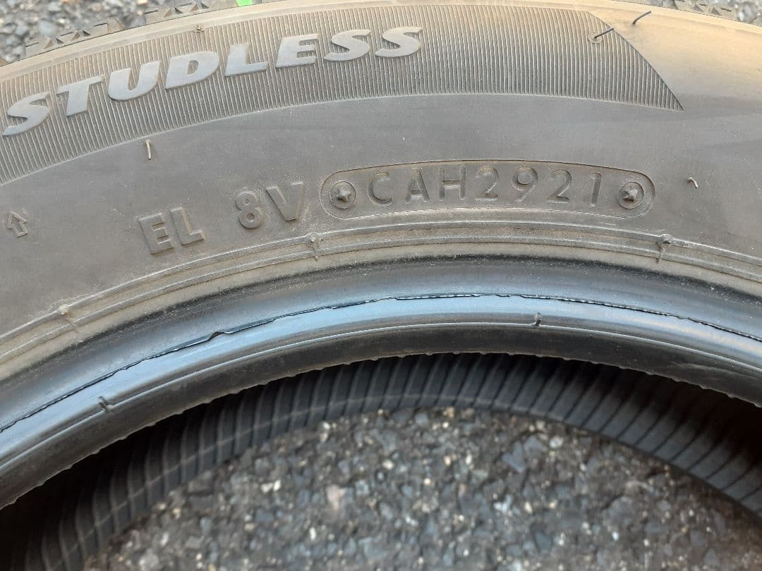 21年29週　ブリヂストンスタッドレスタイヤ 　155/65R14インチ　４本