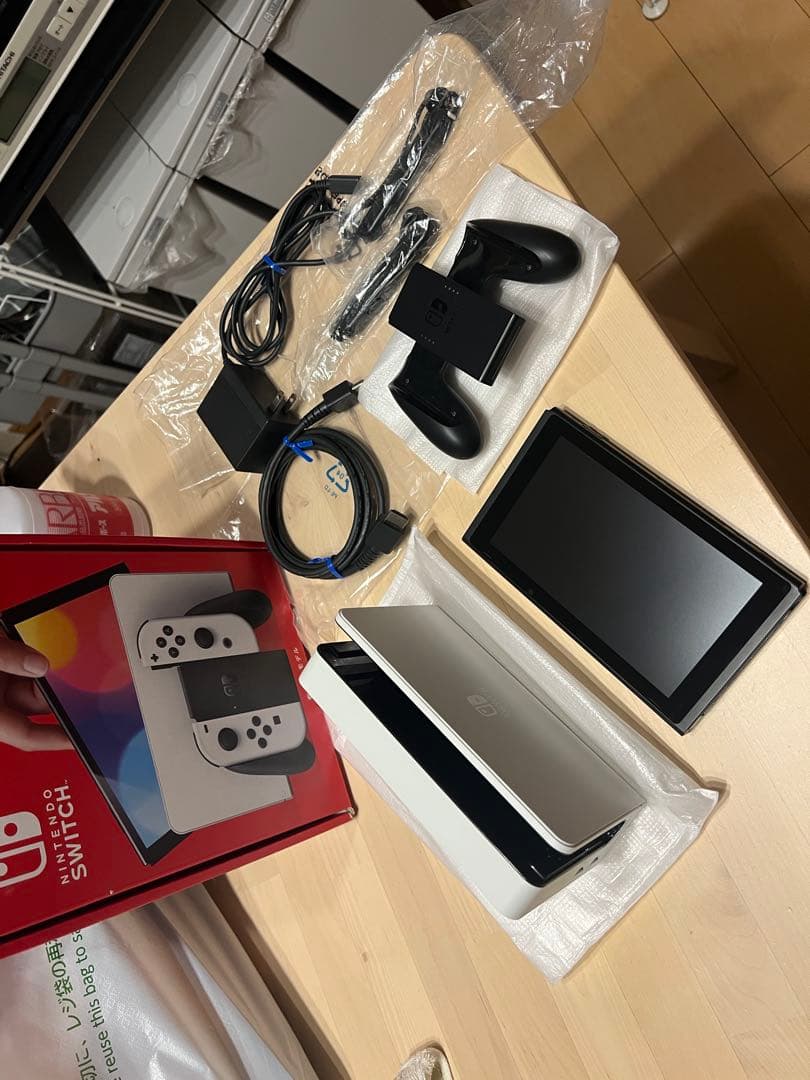 ニンテンドースイッチ ジョイコンなし