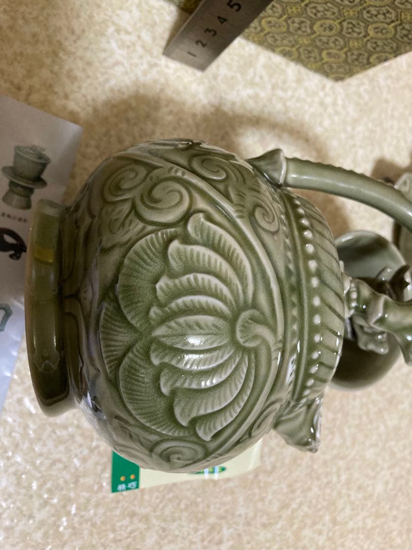 中国宋代耀州窯  倒流壶￼  陽刻花紋  古美術品