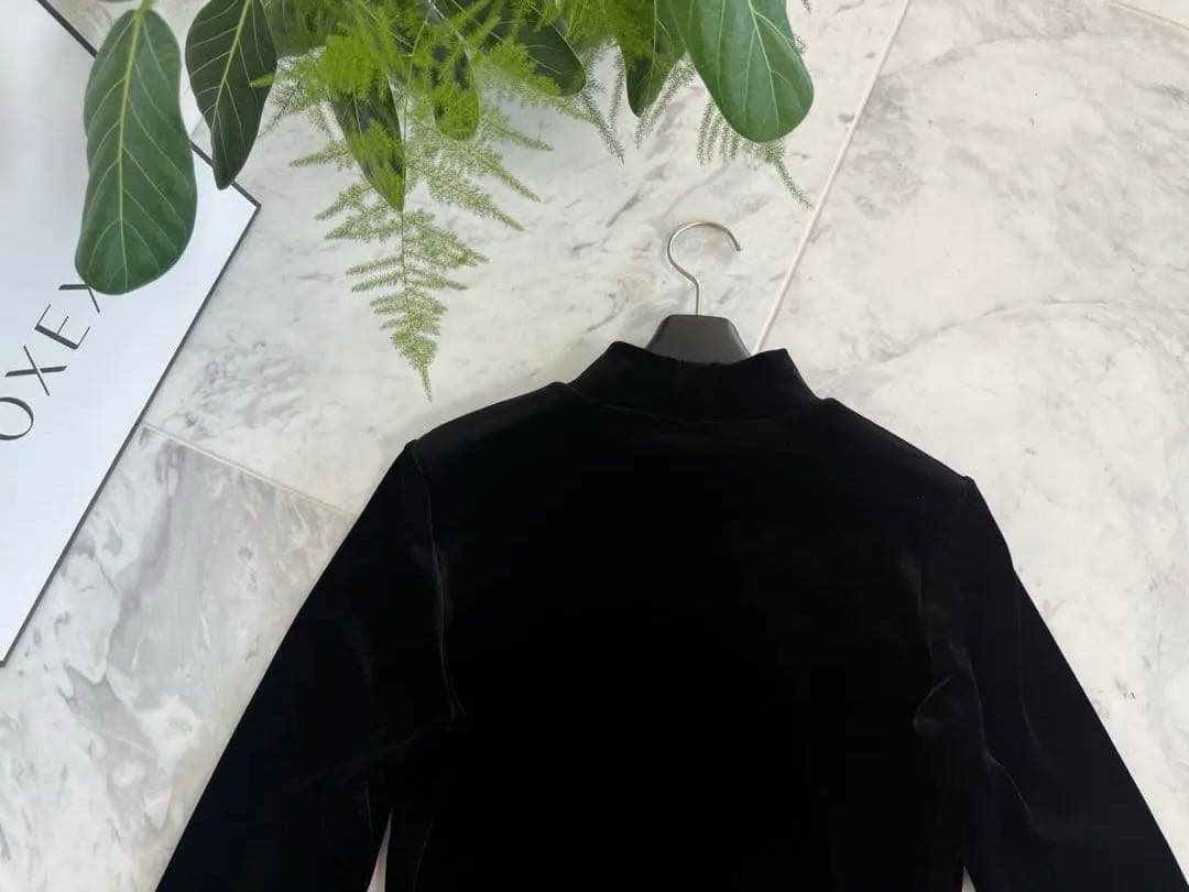 美品★FOXEY/フォクシーベロアトップ ベルブラック 38