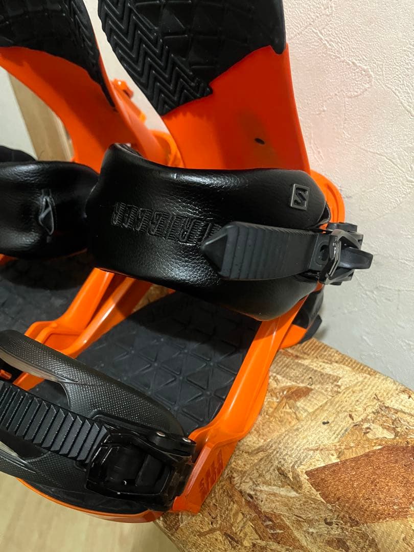 SALOMON trigger Mサイズ